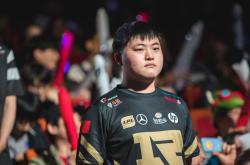 壹号娱乐-包含Uzi迎来二十赛季高光表现，瑞士队球迷沸腾！的词条