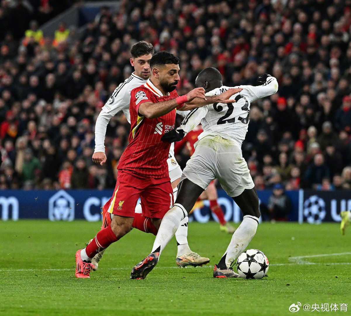 包含Faker关键节点挺进下一轮，利物浦带队取胜！的词条